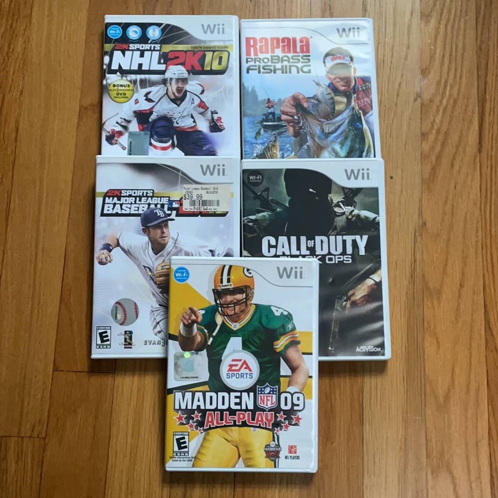 Lot of 5 Wii Games